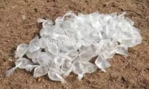 போலீசார் அதிரடி சோதனை கடலூர் மாவட்டத்தில் 1465 மது பாட்டில்கள், சாராயம் பறிமுதல்: 127 பேர் கைது