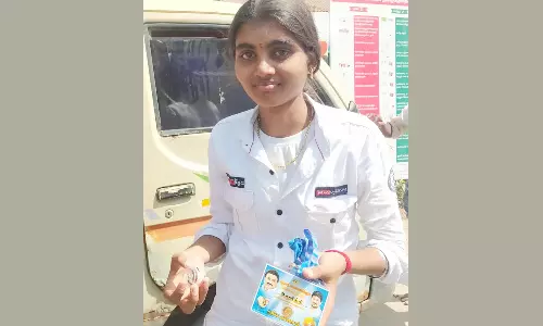 ஜல்லிக்கட்டில் வென்ற மாணவியின் காளை