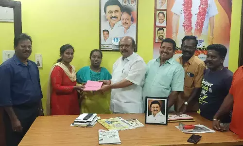 மாற்றுத்திறனாளிகளுக்கு உதவித்தொகை ஆணை