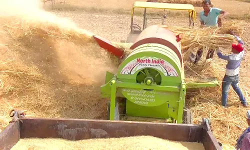 அனைத்து கொள்முதல் நிலையங்களுக்கும் நெல் தூற்றக்கூடிய எந்திரங்கள் வழங்க வேண்டும்