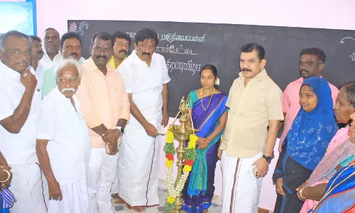 வண்ணார்பேட்டை மாநகராட்சி பள்ளியில் ரூ.13.60 லட்சத்தில் புதிய வகுப்பறை கட்டிடம்- அப்துல்வகாப் எம்.எல்.ஏ. திறந்து வைத்தார்
