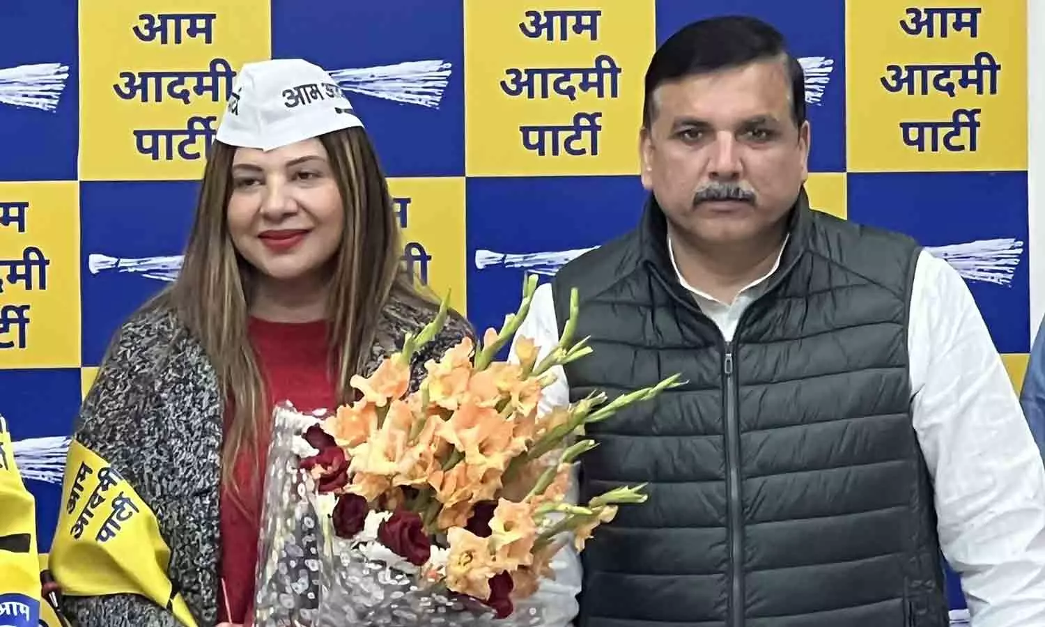 ஆம் ஆத்மி கட்சியில் இணைந்த பிரபல நடிகை, மத்திய பிரதேச பாஜக தலைவி