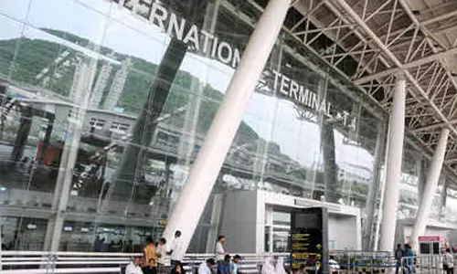 குடியரசு தினவிழா பாதுகாப்பு- சென்னை விமான நிலையத்தில் பார்வையாளர்களுக்கு தடை