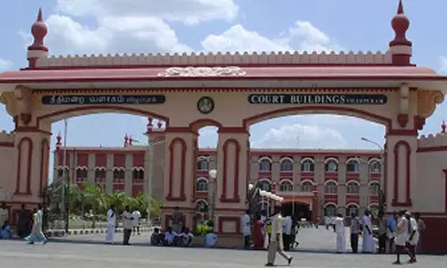 ஸ்ரீமதியின் செல்போனை ஏற்க விழுப்புரம் நீதிமன்றம் மறுப்பு- சி.பி.சி.ஐ.டியிடம் ஒப்படைக்க நீதிபதி உத்தரவு