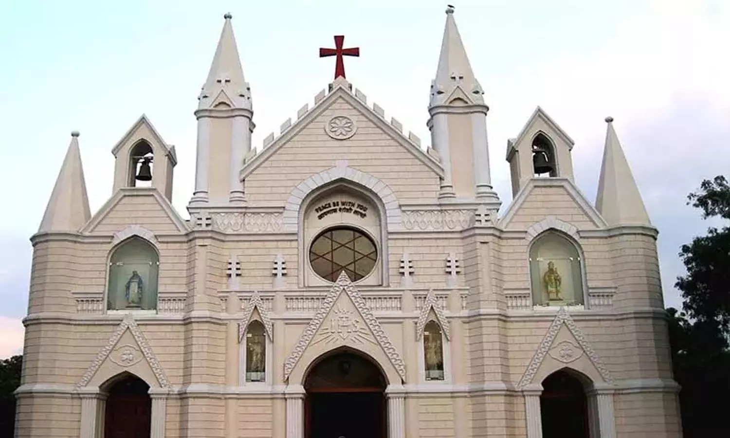 தூய மார்க் ஆலய பிரதிஷ்டை பண்டிகை தொடங்கியது