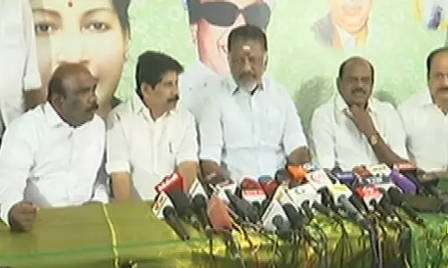 ஈரோடு தொகுதி இடைத்தேர்தலில் இரட்டை இலை சின்னத்தில்தான் போட்டி- வேட்பாளர் விரைவில் அறிவிக்கப்படுவார்: ஓ.பி.எஸ்