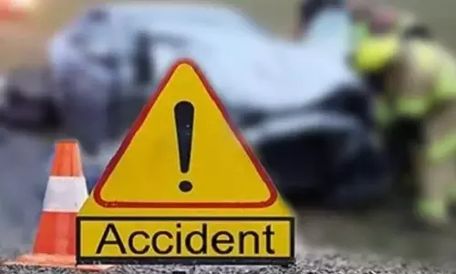 பில்லாவர் பகுதியில் கார் பள்ளத்தாக்கில் விழுந்து விபத்து- 5 பேர் பலி