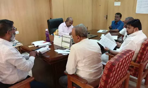 புதைவட கேபிள் அமைக்க வேண்டும்-பிரகாஷ்குமார் எம்.எல்.ஏ. வலியுறுத்தல்