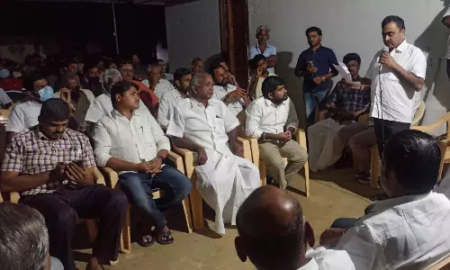 அலகுமலையில் ஜல்லிக்கட்டு போட்டி