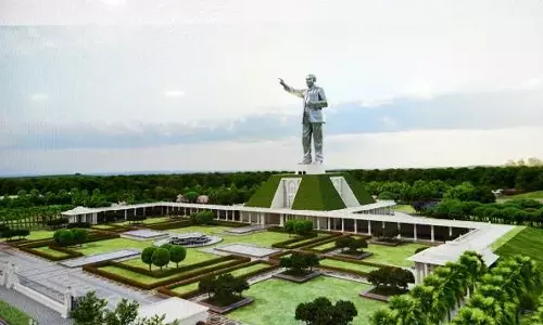 விசாகப்பட்டினத்தில் ரூ.268 கோடியில் 206 அடி உயர அம்பேத்கர் சிலை அமைக்கும் பணிகள் தீவிரம்