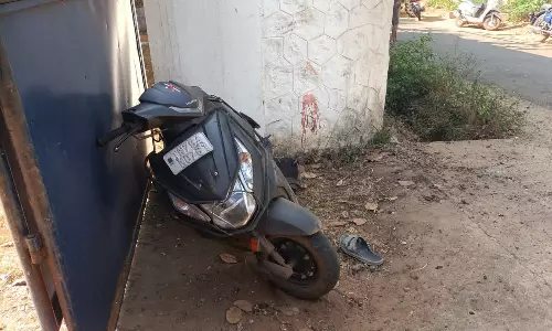 மார்த்தாண்டம் அருகே மோட்டார் சைக்கிள் விபத்தில் கட்டிட தொழிலாளி பலி