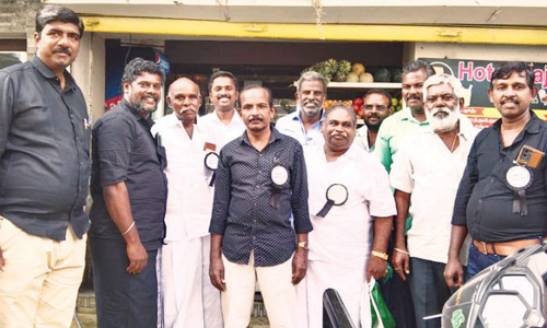 வியாபாரிகள் சங்க பேரவையினர் கலெக்டரிடம் மனு