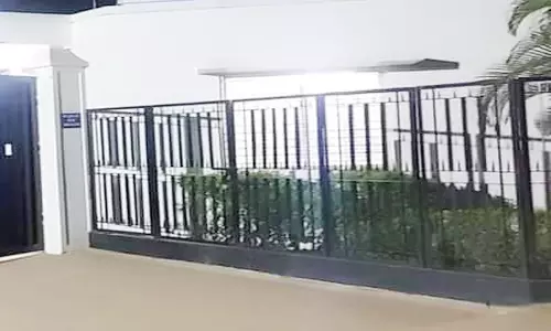 ஆம்பூர் ஷூ கம்பெனியில் வருமான வரி அதிகாரிகள் சோதனை