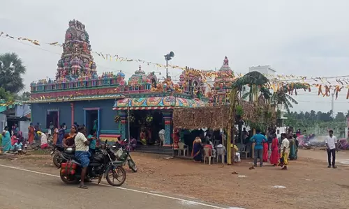 2 கோவில்களின் உண்டியலை உடைத்து திருட்டு