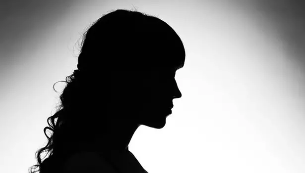 வீட்டில் இருந்த நகை, பணத்தை எடுத்து காதலனுக்கு கொடுத்த மாணவிக்கு காத்திருந்த அதிர்ச்சி வீட்டில் இருந்த நகை, பணத்தை எடுத்து காதலனுக்கு கொடுத்த மாணவிக்கு காத்திருந்த அதிர்ச்சி