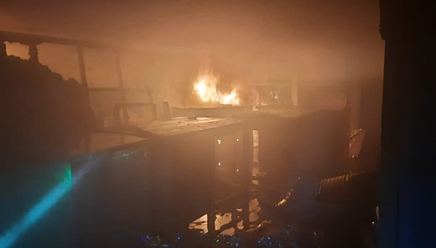 செங்குன்றத்தில் இன்று காலை மின்வாரிய அலுவலகத்தில் தீ விபத்து