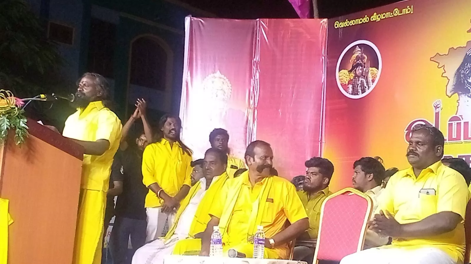 முத்தரையர் சமுதாய மக்களுக்கு உரிய இடப்பங்கீடு ஒதுக்க தமிழக அரசு நடவடிக்கை எடுக்க வேண்டும்-முசிறி பொதுக்கூட்டத்தில் கே.கே.செல்வகுமார் பேச்சு