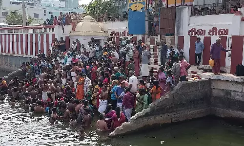 தச தீர்த்தங்களில் சிதம்பரம் நடராஜருக்கு தீர்த்தவாரி