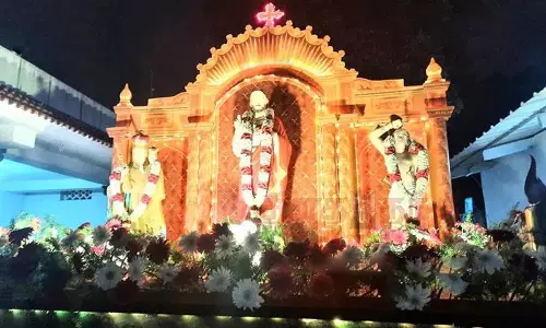 வால்பாறையில் தூய இருதய ஆண்டவர் ஆலய தேர் பவனி