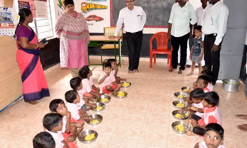 அரியலூரில் வளர்ச்சி திட்ட பணிகளை மாவட்ட கண்காணிப்பு அலுவலர் ஆய்வு