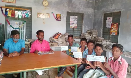 ஆலங்குடி நூலகத்தில் மாணவர்கள் உறுப்பினர்களாக சேர்ப்பு