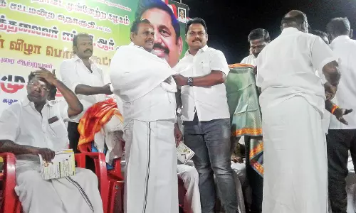 ஆட்சியில் இருந்தாலும், இல்லாவிட்டாலும்  மக்களுக்காக உழைக்கும் இயக்கம் அ.தி.மு.க. - முன்னாள் அமைச்சர் சண்முகநாதன் பேச்சு