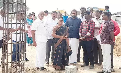 தாராபுரம் அரசு கல்லூரி கட்டுமான பணிகளை அமைச்சர்  ஆய்வு