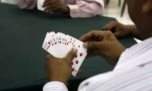 பணம் வைத்து சூதாடிய 7 பேர் கைது