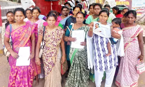 பெண்களிடம் பண மோசடி செய்ய முயற்சி