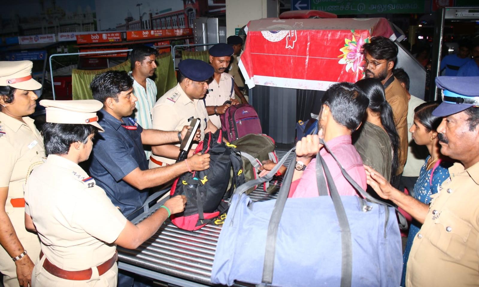 சென்னை கடற்கரையில் 5 அடுக்கு பாதுகாப்பு - விடுதிகள், ஓட்டல்களில் அதிரடி சோதனை