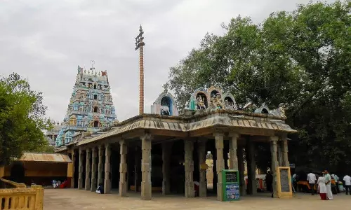 திருவாவடுதுறை அருள்மிகு கோமுக்தீஸ்வரர் திருக்கோவில்