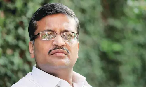 அரியானா: நேர்மையான ஐ.ஏ.எஸ். அதிகாரிக்கு 30 ஆண்டுகளில் 56 பணியிட மாற்றம்