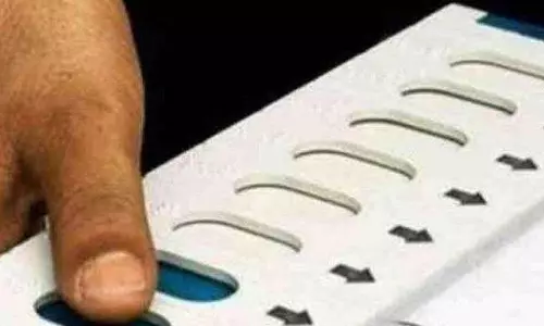 ஈரோடு இடைத்தேர்தல்- ஓட்டுப்பதிவு ஒரு மணி நேரம் குறைகிறது