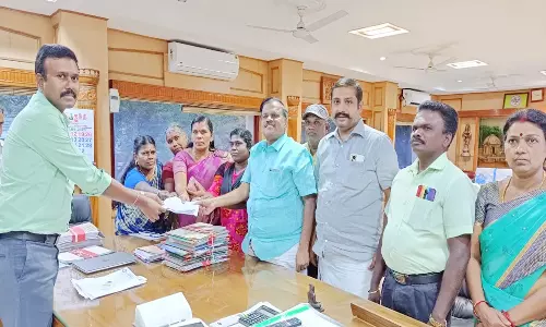 பால்குளம் அரசு கல்லூரியில் அடிப்படை வசதியை மேம்படுத்த வேண்டும்