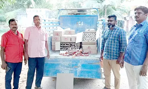 ரூ.1 லட்சம் மதிப்பிலான வெளிமாநில மதுபாட்டில்கள் பறிமுதல்