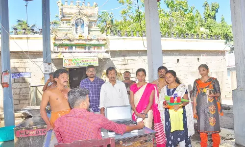 நாகராஜா கோவிலில் அபிஷேக சீட்டுகள் ஸ்கேனிங் எந்திரம் மூலம் பரிசோதனை