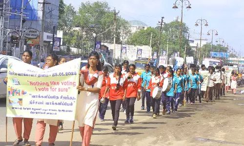 தேசிய வாக்காளர் தினத்தை முன்னிட்டு பாரம்பரிய விளையாட்டுகளுடன் விழிப்புணர்வு பேரணி