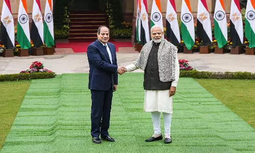 எகிப்து அதிபர்- பிரதமர் மோடி பேச்சுவார்த்தை: 5 முக்கிய ஒப்பந்தங்கள் கையெழுத்து