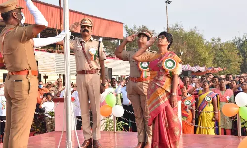 குடியரசு தின விழா கொடியேற்றம்