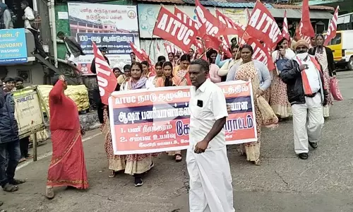 கோத்தகிரியில் ஆர்ப்பாட்டம்