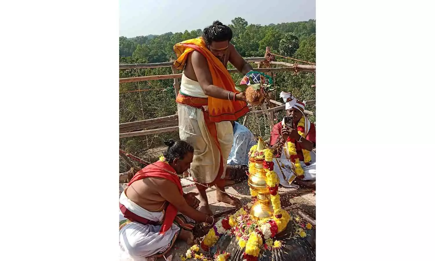 ராஜராஜேஸ்வரி அம்மன் கோவில் கும்பாபிஷேகம் ராஜராஜேஸ்வரி அம்மன் கோவில் கும்பாபிஷேகம்