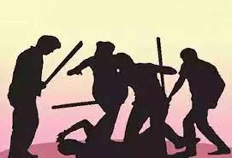 தனியார் நிறுவன உணவு விநியோக ஊழியர் மீது கொலை வெறி தாக்குதல் தனியார் நிறுவன உணவு விநியோக ஊழியர் மீது கொலை வெறி தாக்குதல்