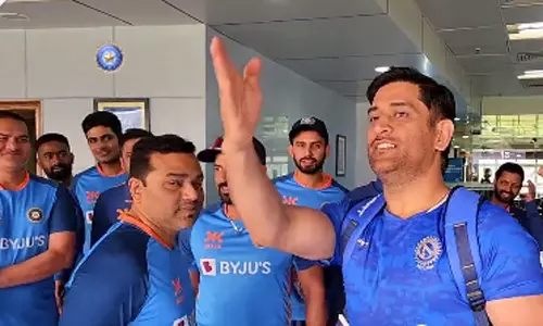 முதல் டி20 போட்டியில் இந்தியா, நியூசிலாந்து இன்று மோதல் - வீரர்களை ஊக்கப்படுத்திய எம்.எஸ்.டோனி