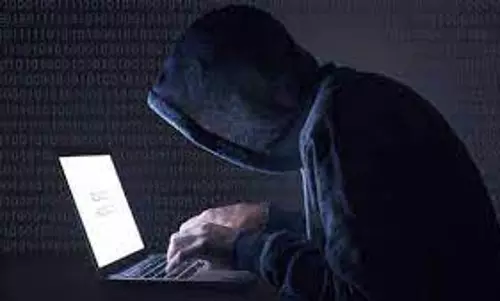 ஆஸ்திரேலியர்களின் தகவல்களை திருடி விற்ற ஹேக்கர்