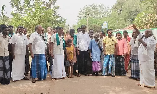 பொன்னமராவதி அருகே அடிப்படை வசதி கோரி கிராம சபை கூட்டத்தை புறக்கணித்த பொதுமக்கள்