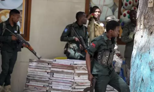 சோமாலியாவில் ஐ.எஸ்.பயங்கரவாத அமைப்பின் மூத்த தலைவர் சுட்டுக்கொலை