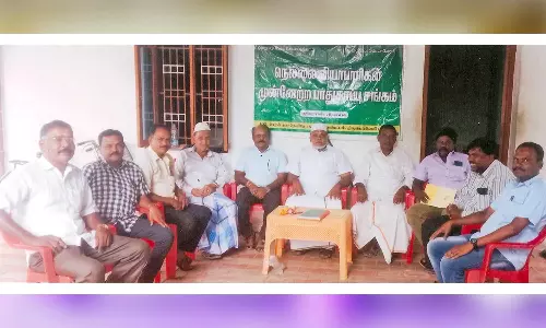 பொதுமக்கள், வியாபாரிகள் நலன் கருதி சந்திப்பு பஸ் நிலையத்தை உடனடியாக திறக்க வேண்டும்- வியாபாரிகள் முன்னேற்ற பாதுகாப்பு சங்கத்தினர் வலியுறுத்தல்