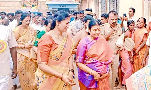 எட்டுக்குடி முருகன் கோவில் கும்பாபிஷேகம்; துர்கா ஸ்டாலின் பங்கேற்பு