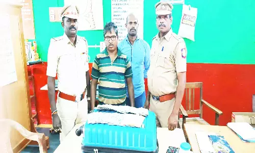 ரெயிலில் தவற விட்ட ரூ.40 ஆயிரம் மீட்பு