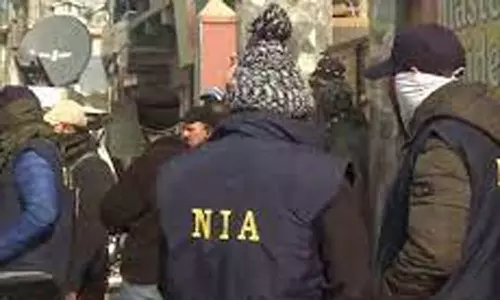 நீதிமன்றம் உத்தரவு எதிரொலி: ஹூரியத் அலுவலகத்துக்கு சீல் வைப்பு- என்.ஐ.ஏ. அதிகாரிகள் நடவடிக்கை